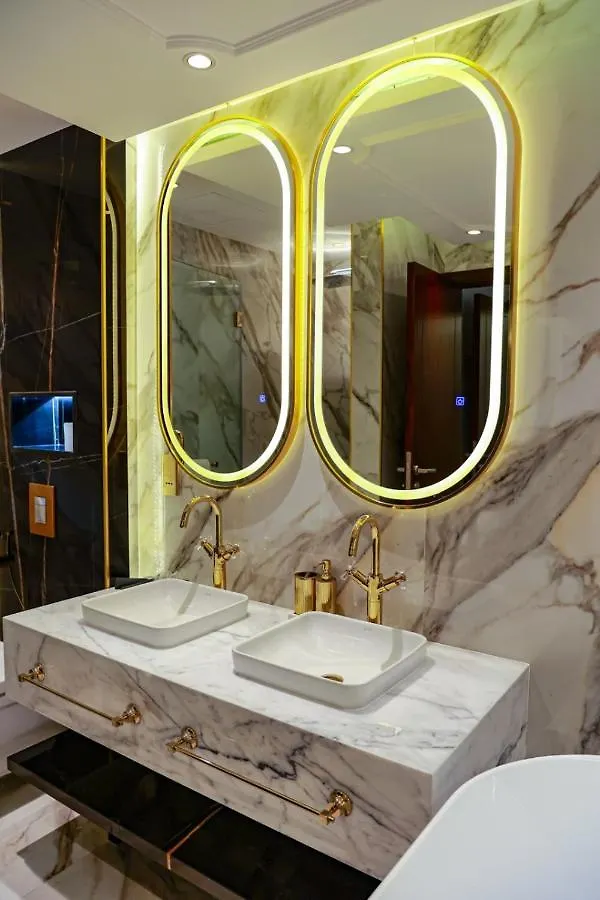 The Burj Khalifa View - Luxury Apartment In Downtown Dubai